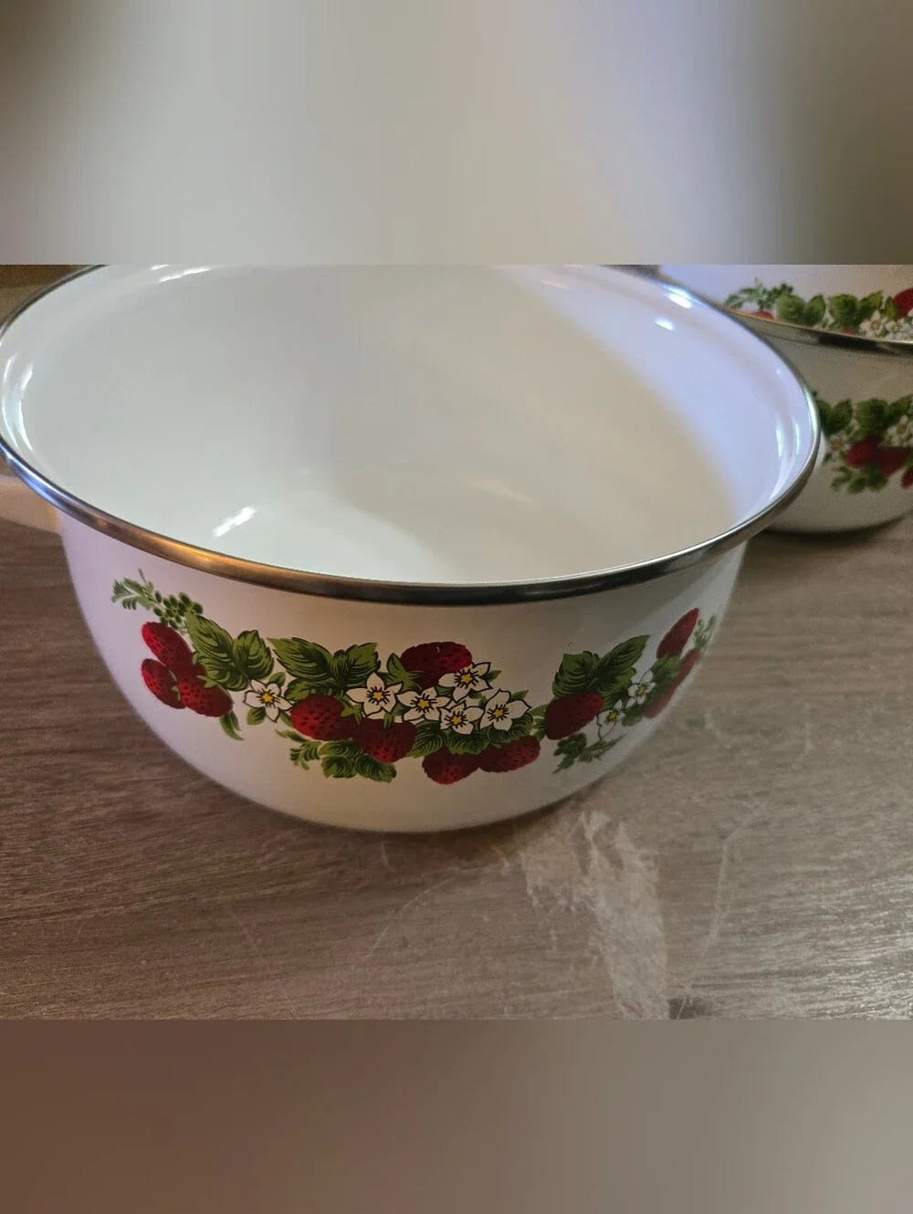 Vintage Enamel Strawberry Pattern Set